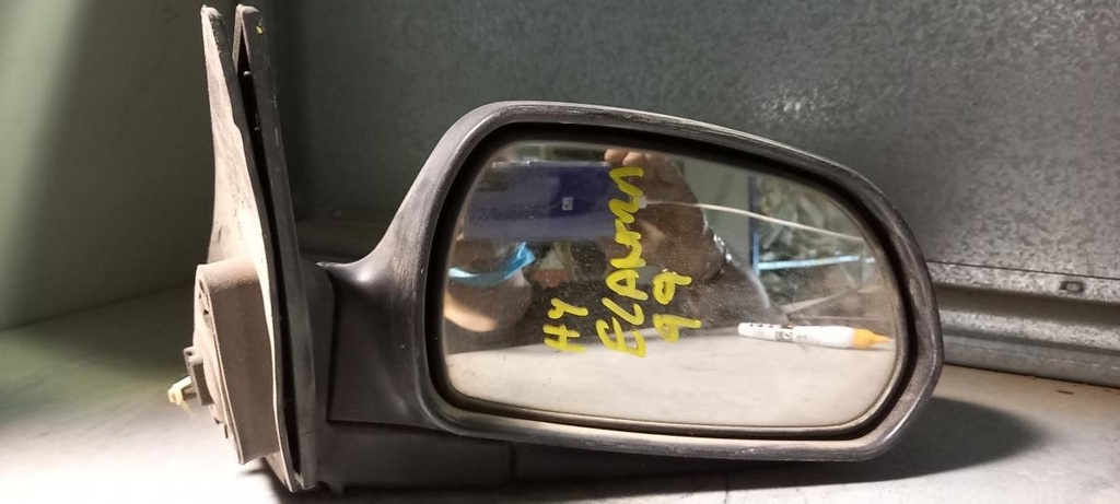 Retrovisor derecho - Hyundai Elantra II (1.6 16V (114 cv)) (1999)