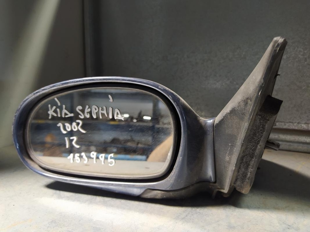 Retrovisor izquierdo - Kia Sephia II (1.6i 16V (101 cv)) (2002)
