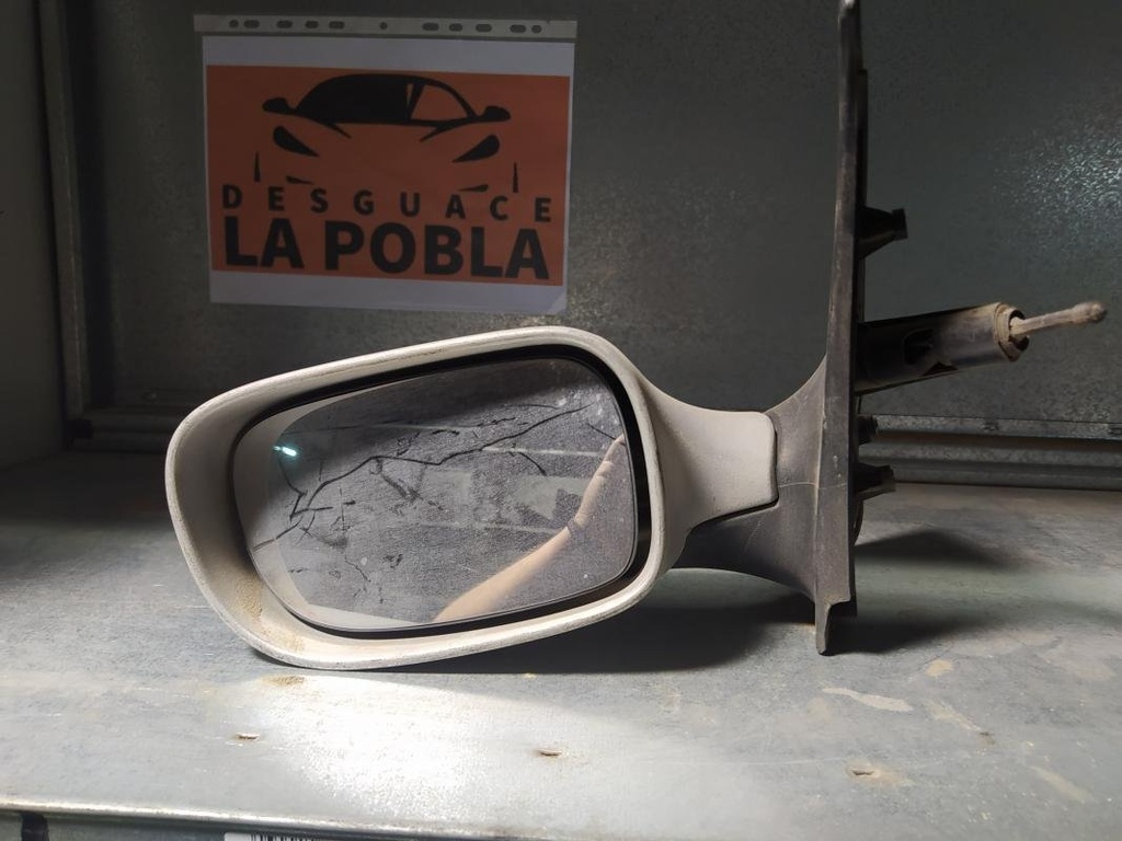Retrovisor izquierdo - Tata Indica (1.4 i (75 cv)) (2002)