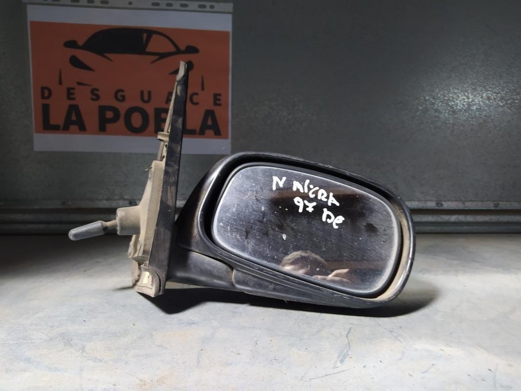 Retrovisor derecho - Nissan Micra (K11) (1.0i 16V (54 cv) CVT) (1997)