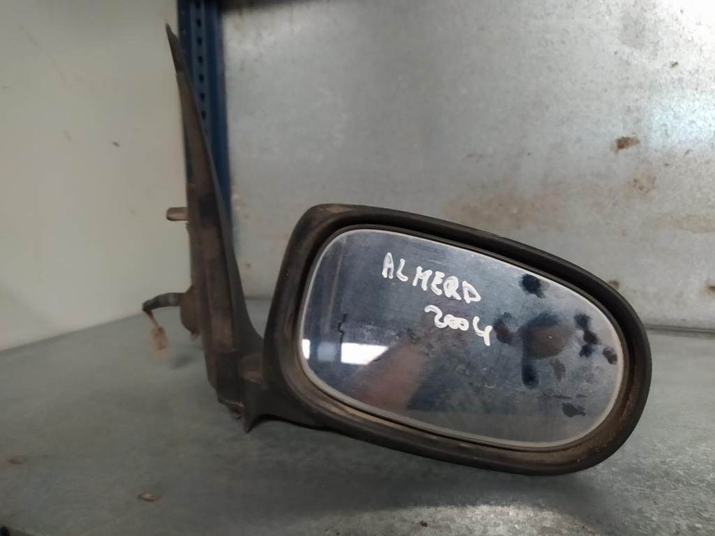 Retrovisor derecho - Nissan Almera II (N16) (1.8 16V (114 cv) Automatico) (2004)