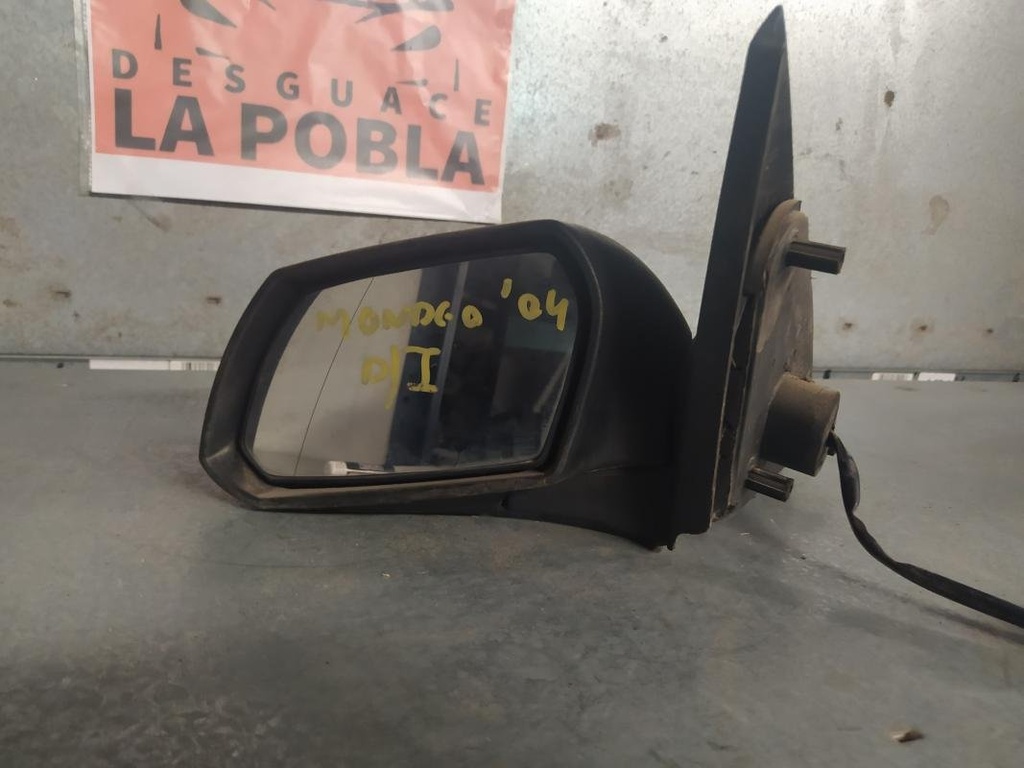 Retrovisor izquierdo - Ford Mondeo II Sedan (2.0 (145 cv)) (2004)