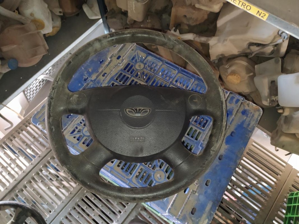 Volante - Daewoo Kalos (1.4 i 16V (94 cv) Automatico)