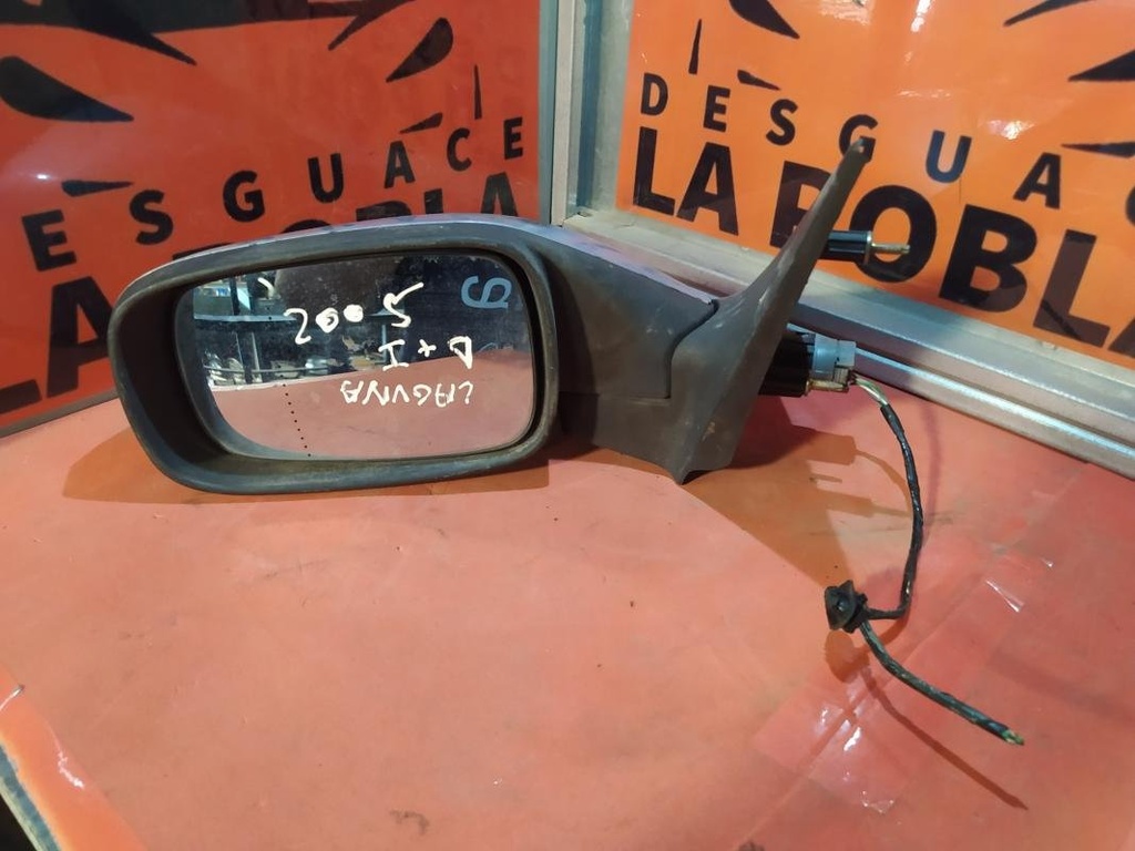 Retrovisor izquierdo - Renault Laguna II (1.8 16 V (BG06, BG0M) (116 cv)) (2005)