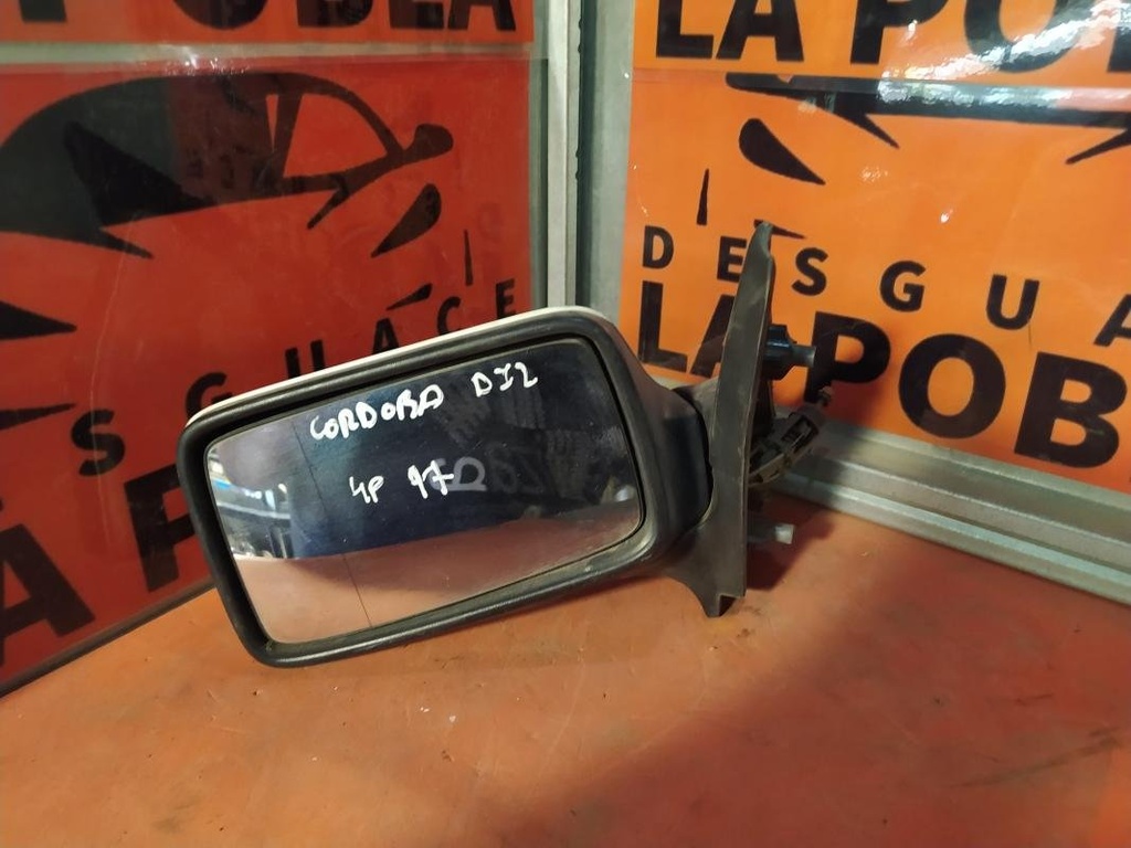 Retrovisor izquierdo - Seat Cordoba I (1.9 TDI (90 cv)) (1997)