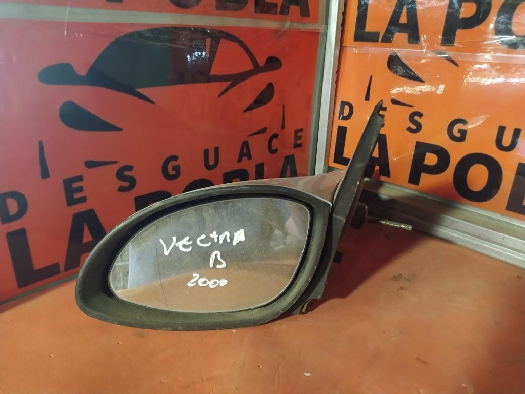 Retrovisor izquierdo - Opel Vectra B (1.7 TD (82 cv)) (2000)