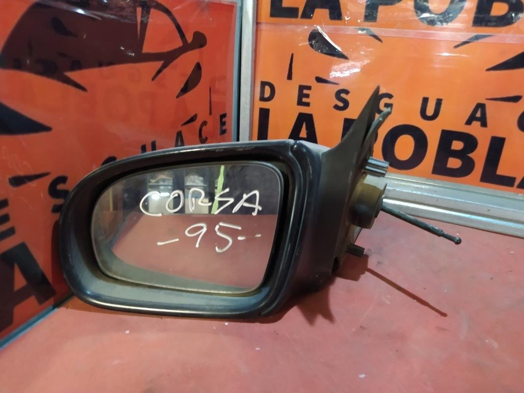 Retrovisor izquierdo - Opel Astra F (1.4i 16V (90 cv)) (1991)
