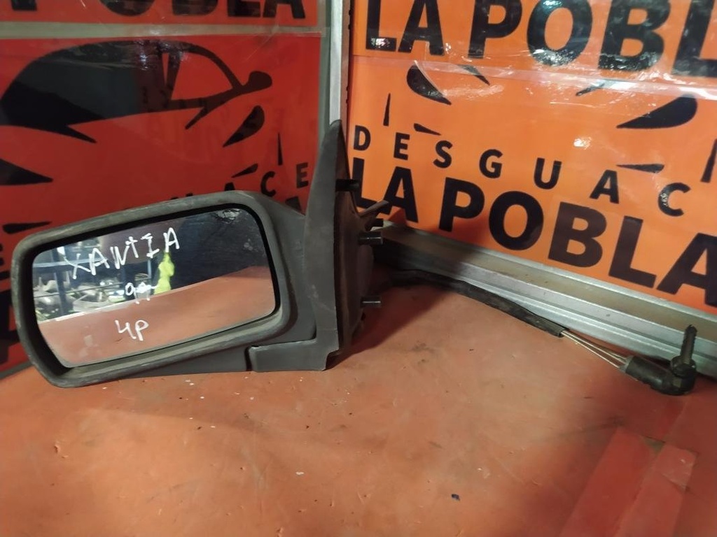 Retrovisor izquierdo - Citroen Xantia (X2) (1.9 D (75 cv)) (1999)