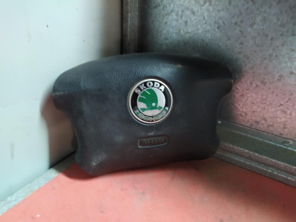 Airbag Conductor - Skoda Octavia I Tour (1.6 (101 cv) Automatico)