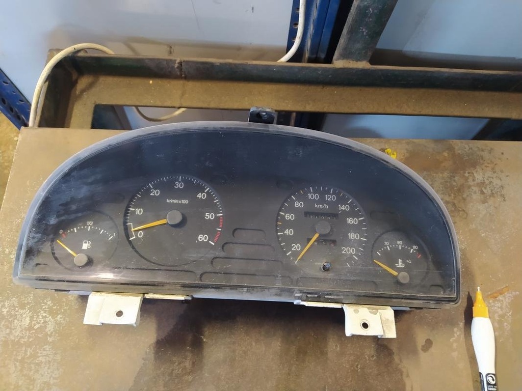 Cuenta kilometros - Peugeot 806 (221) (1.9 TD (92 cv))