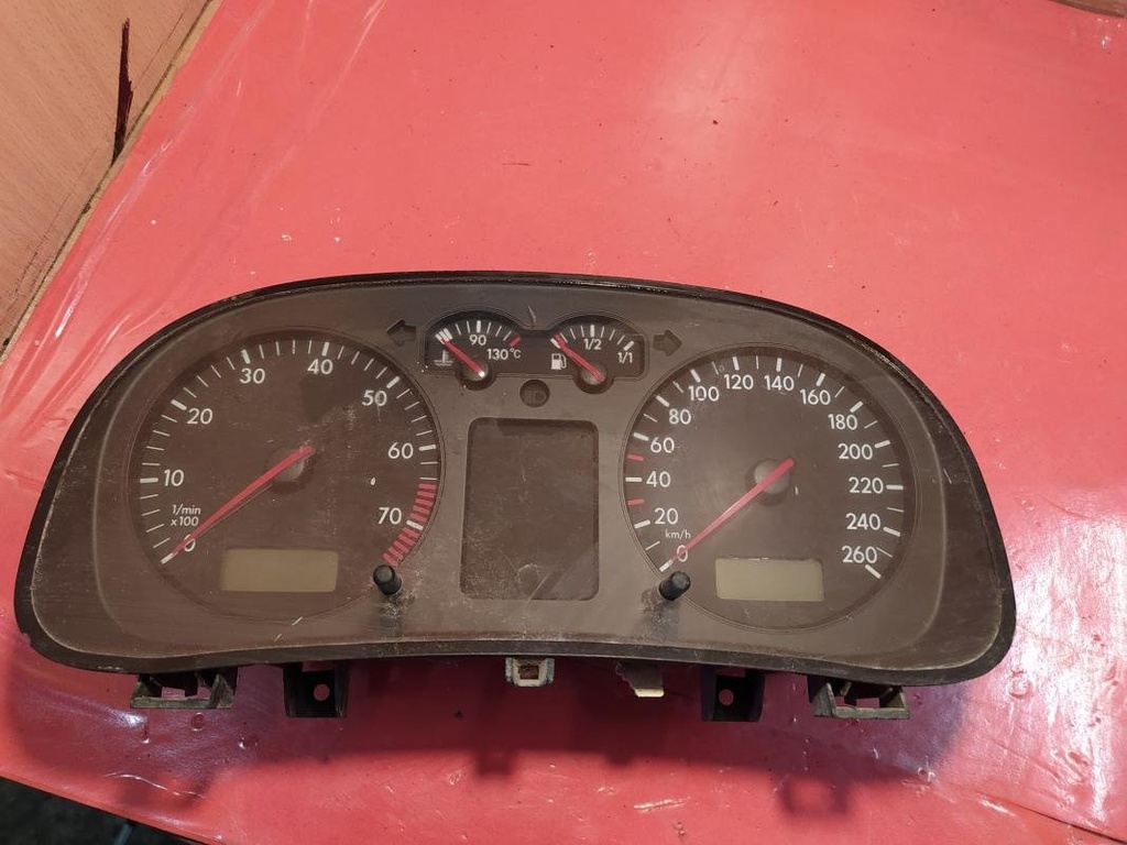 Cuenta kilometros - Volkswagen Golf IV (1J1) (1.6 (101 cv))