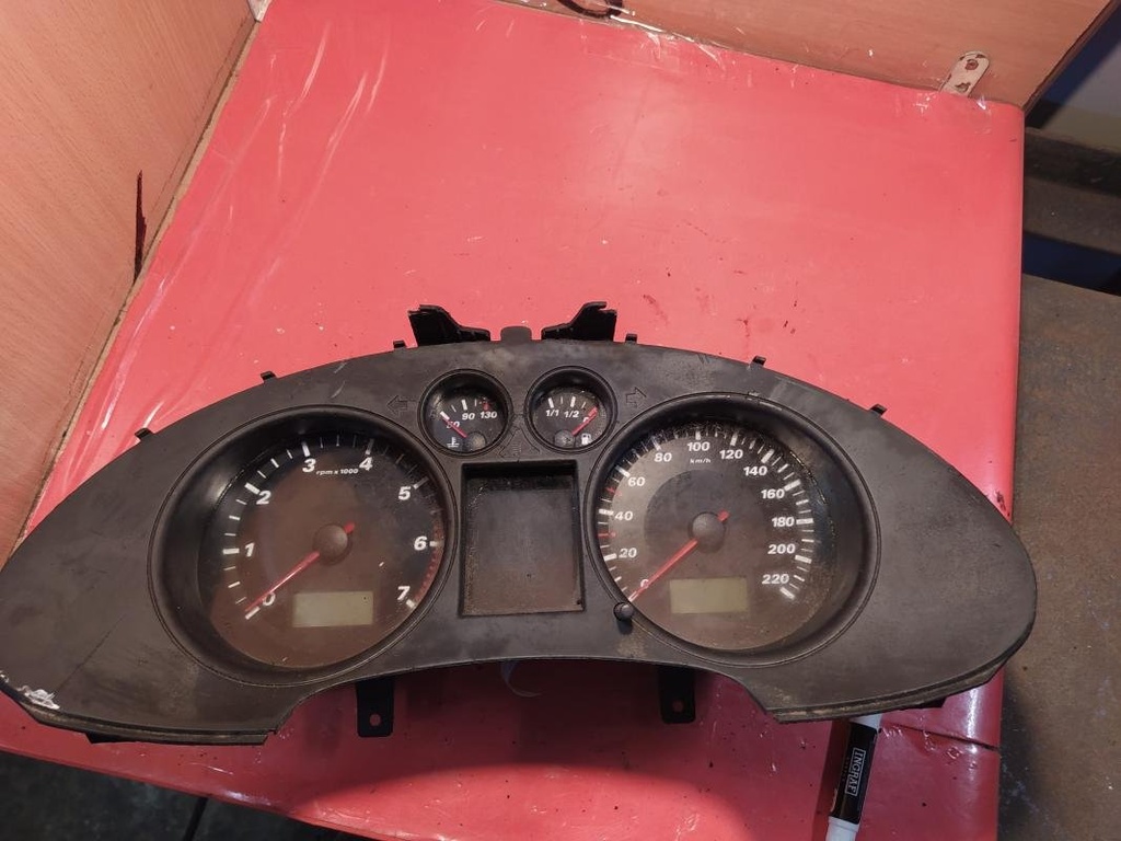 Cuenta kilometros - Seat Ibiza III (1.2 12V (64 cv))