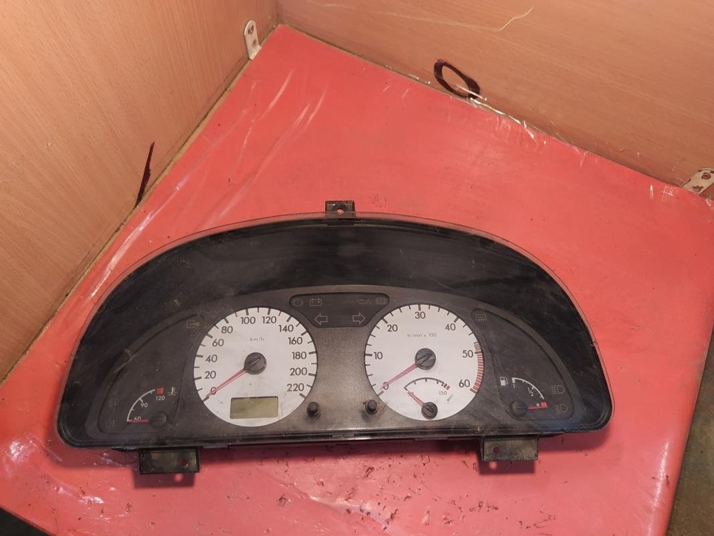 Cuenta kilometros - Citroen Xsara Break (N2) (1.5 D (57 cv))