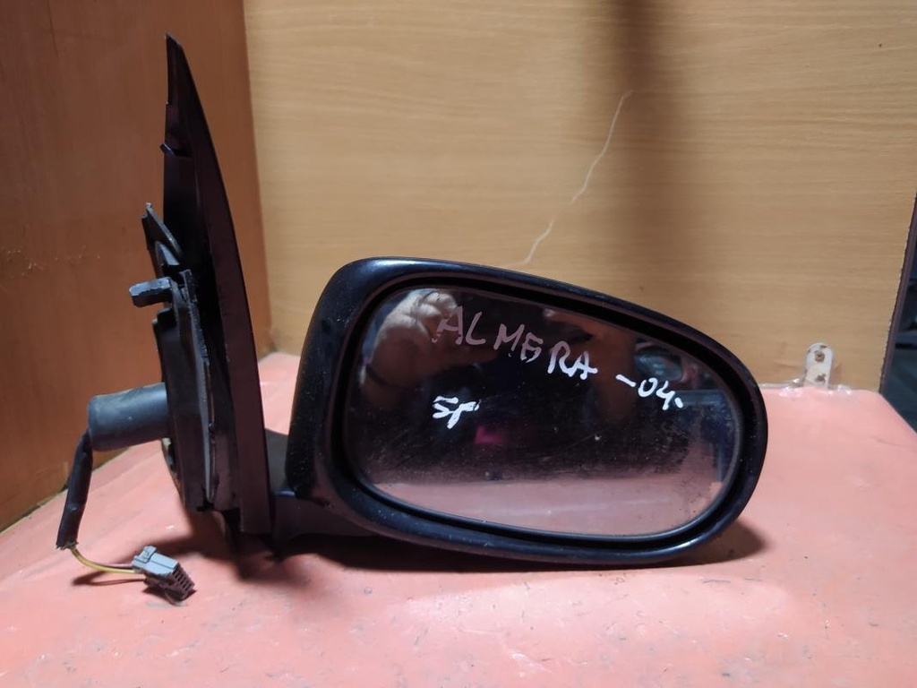 Retrovisor izquierdo - Nissan Almera II (N16) (1.5 (90 cv)) (2004)