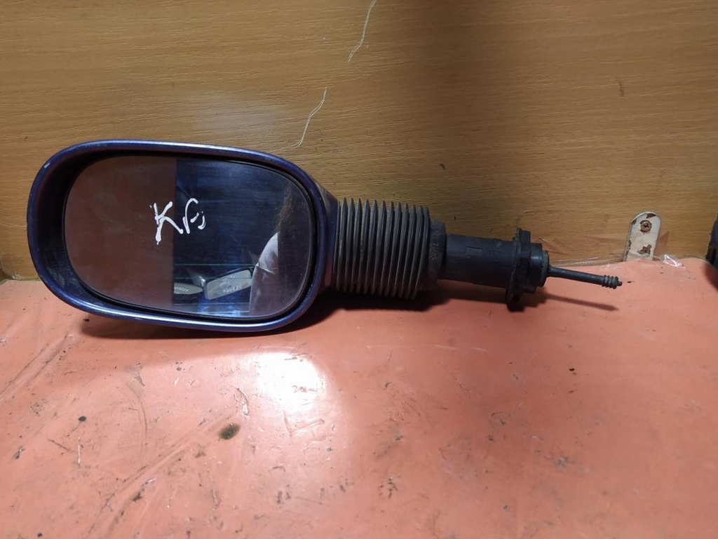 Retrovisor izquierdo - Ford KA (RBT) (1.3 i (50 cv)) (1999)