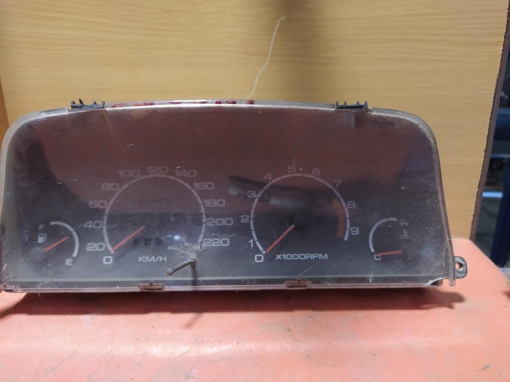 Cuenta kilometros - Suzuki Swift II Fastback (EA, MA) (1.3 GTi (SF413, AA34) (101 cv))