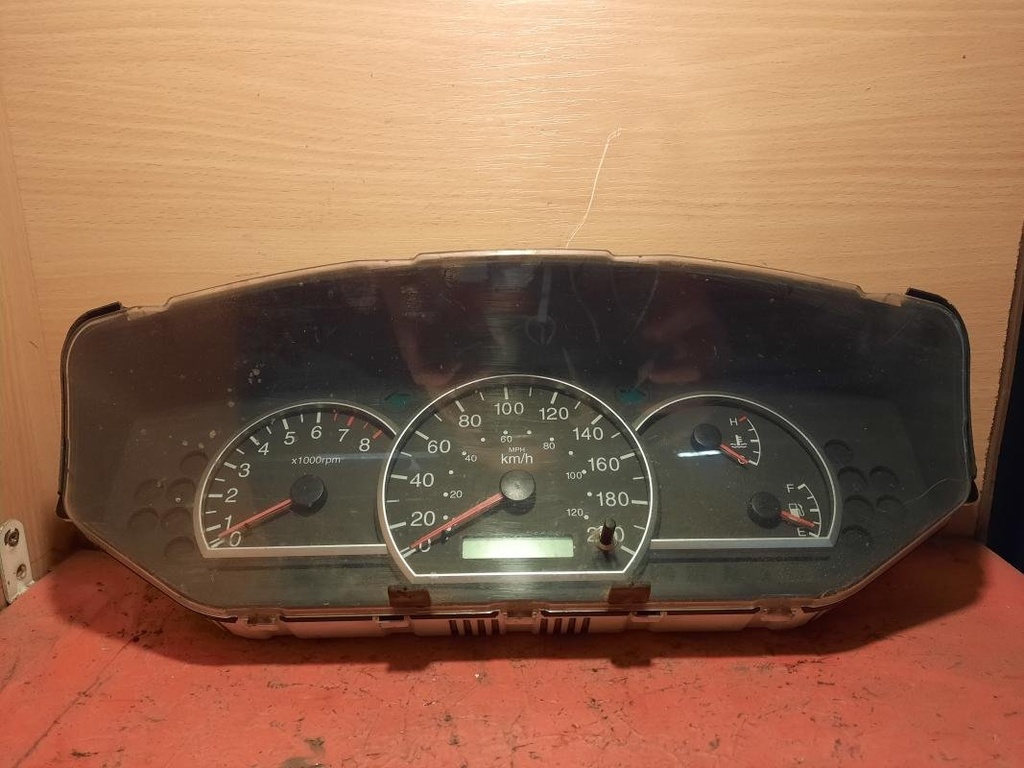 Cuenta kilometros - Kia Carens II (1.8i 16V (109 cv) Automatico) (2005)