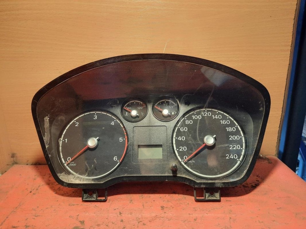 Cuenta kilometros - Ford Focus II Hatchback (1.6 TDCi (90 cv))