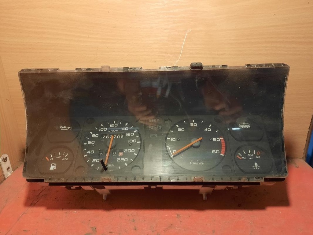 Cuenta kilometros - Peugeot 309 I (10C,10A) (1.4 (84 cv))