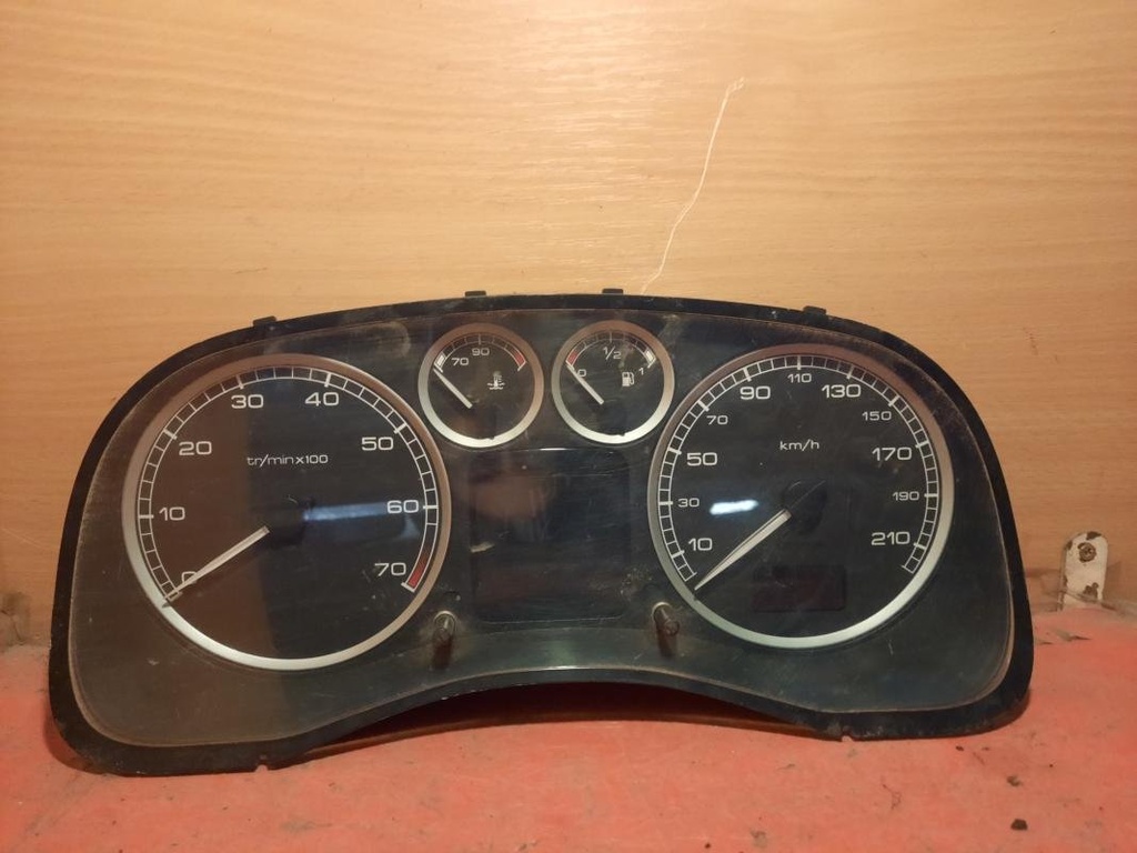 Cuenta kilometros - Peugeot 307 (1.6 HDi (90))