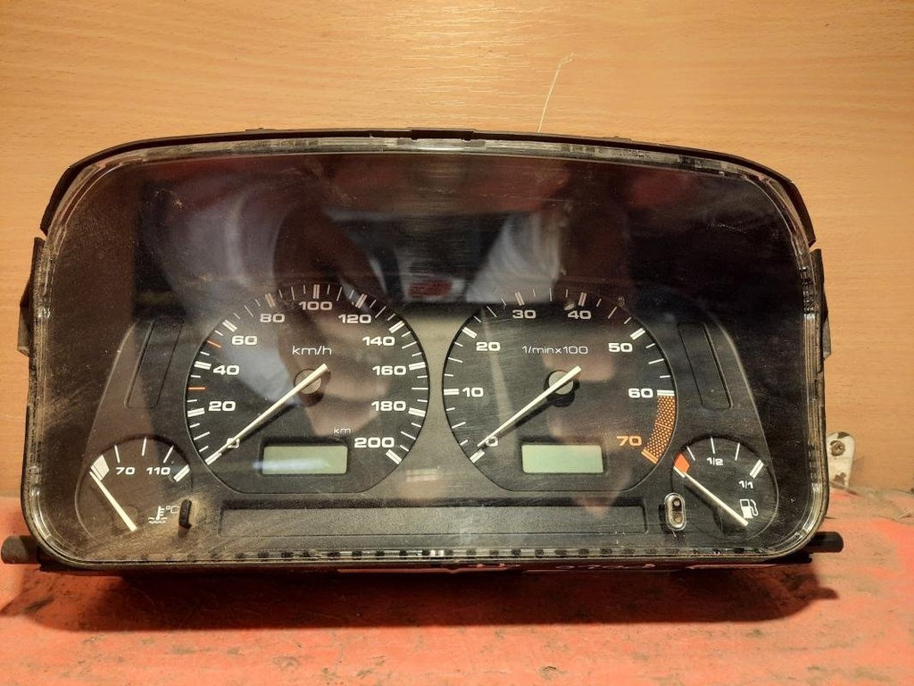 Cuenta kilometros - Volkswagen Polo III (6N/6KV) (1.3 (55 cv)) (1997)