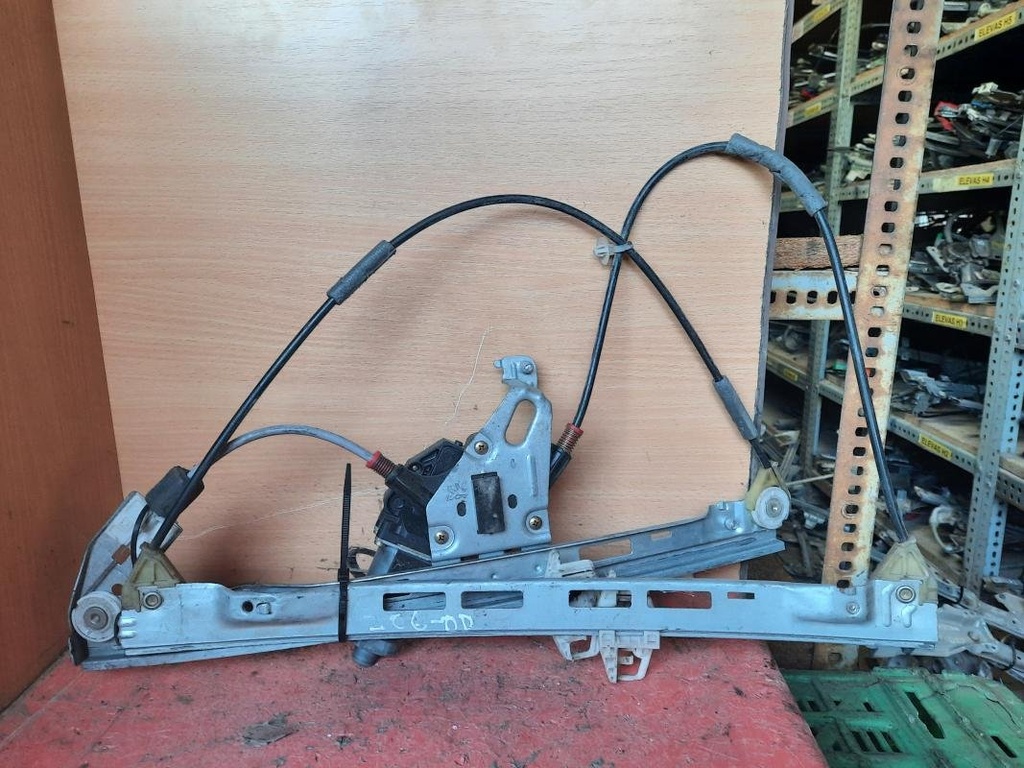 Elevalunas delantero derecho - Peugeot 206 (1.4i (75 cv))