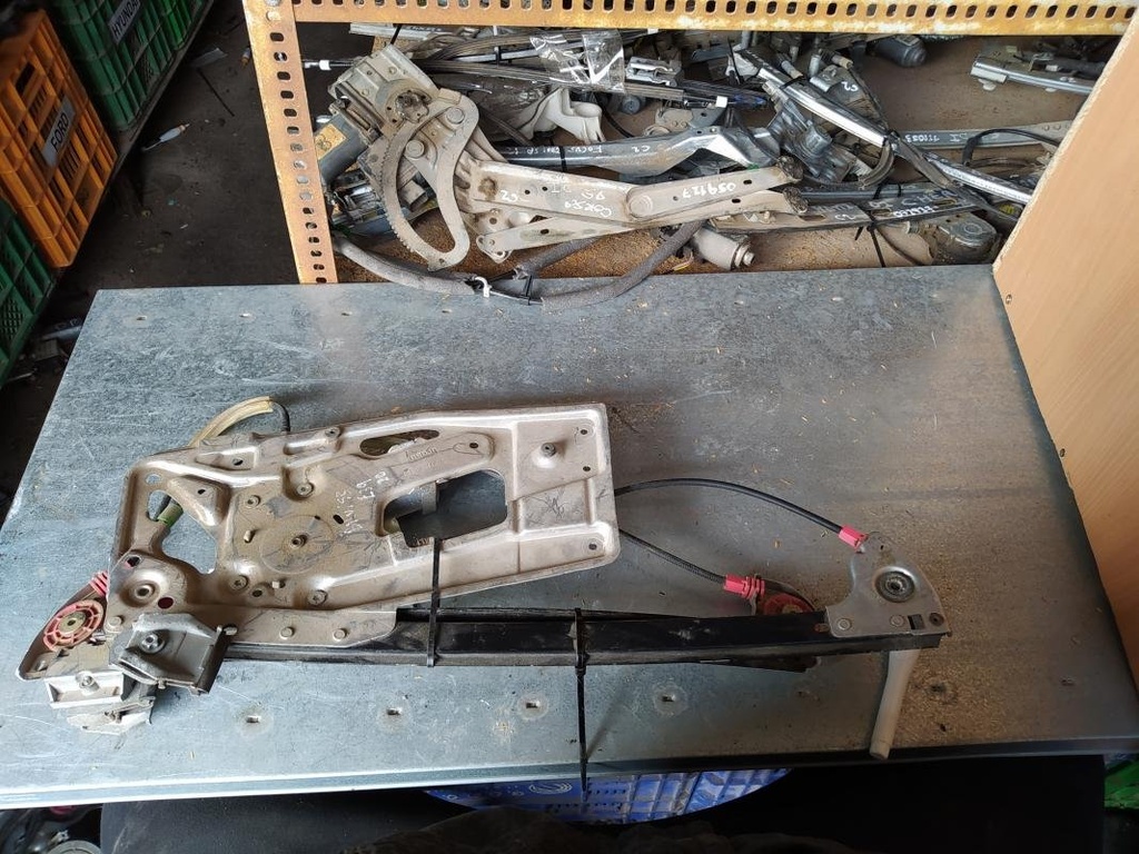 Elevalunas trasero derecho - Bmw Serie 5 (E39) (520i (150 cv))