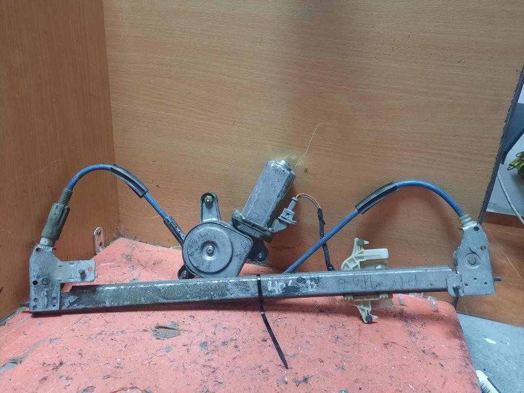 Elevalunas delantero derecho - Peugeot 406 (8) (1.8 i 16V (116 cv))