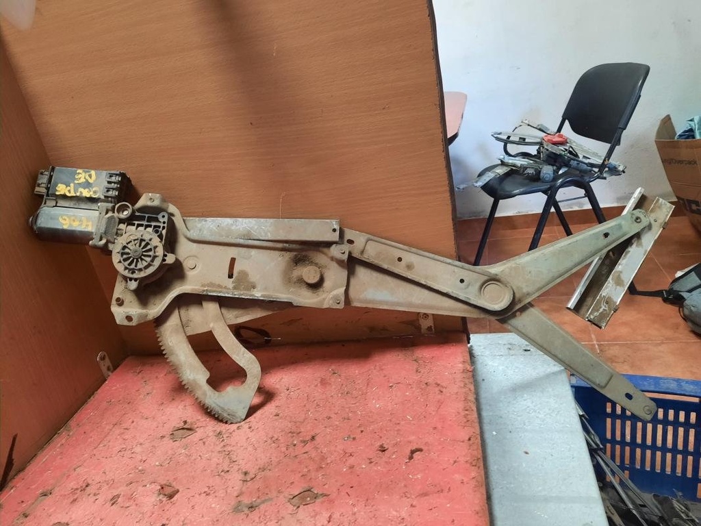 Elevalunas delantero derecho - Peugeot 406 Coupe (8) (2.0 16V (135 cv))