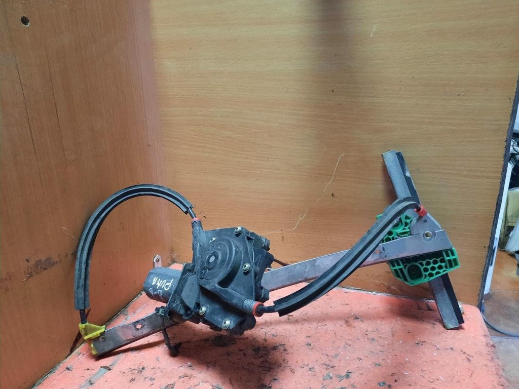 Elevalunas delantero derecho - Ford Puma (ECT) (1.4 16V (90 cv))