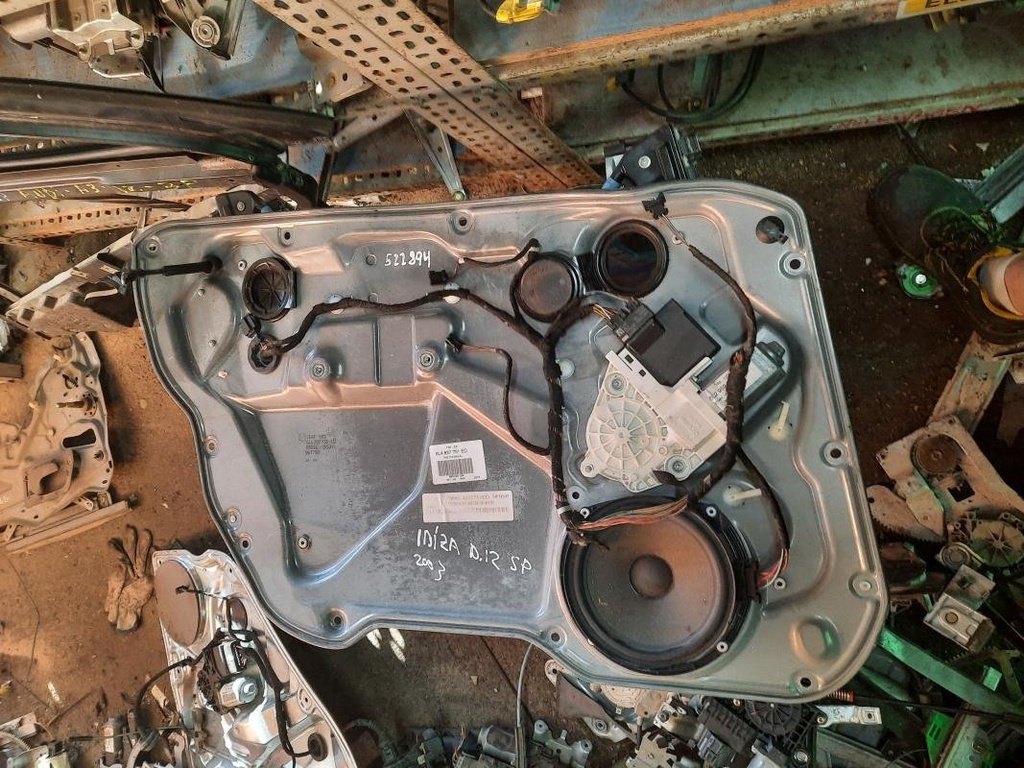 Elevalunas delantero izquierdo - Seat Ibiza III (1.4 16V (75 cv)) (2003)