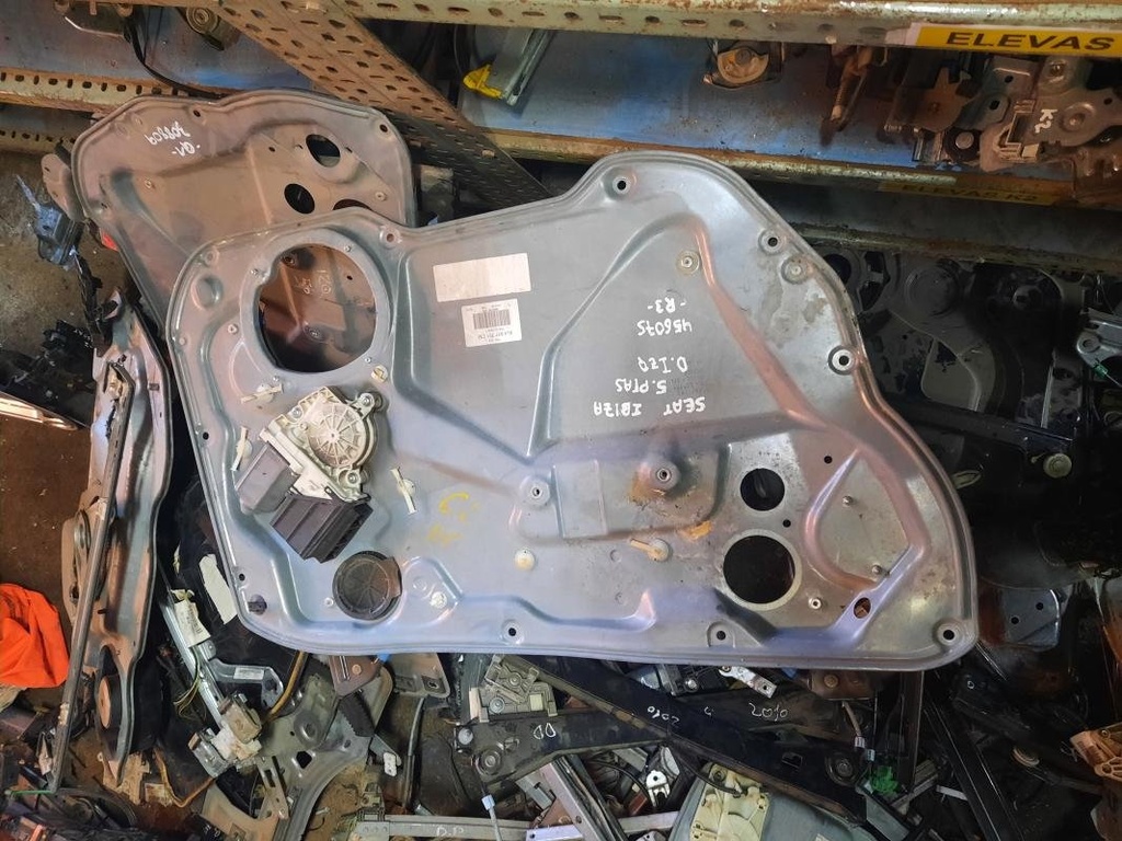 Elevalunas delantero izquierdo - Seat Ibiza III (1.4 16V (75 cv))