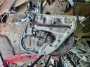 Elevalunas trasero izquierdo - Volkswagen Golf IV (1J1) (1.6 16V (105 cv))