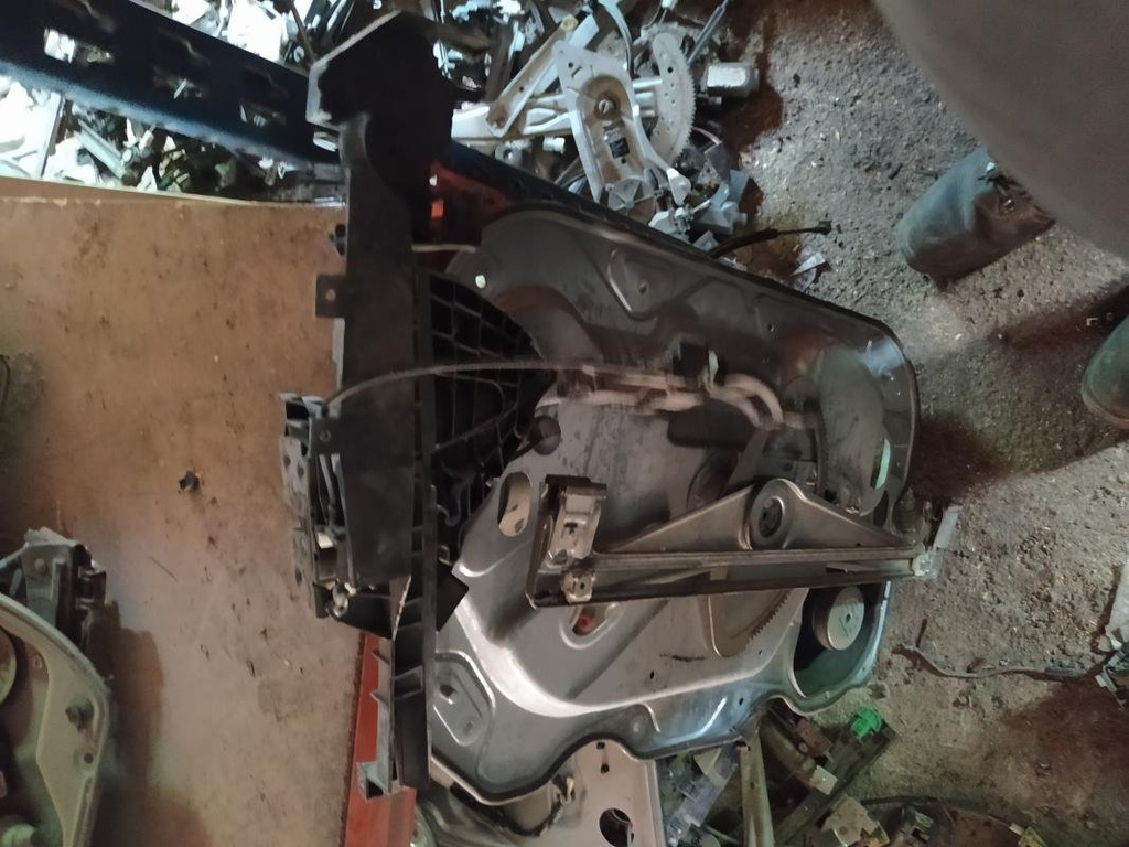 Elevalunas delantero derecho - Ford C-MAX (1.6 TDCi (109 cv))