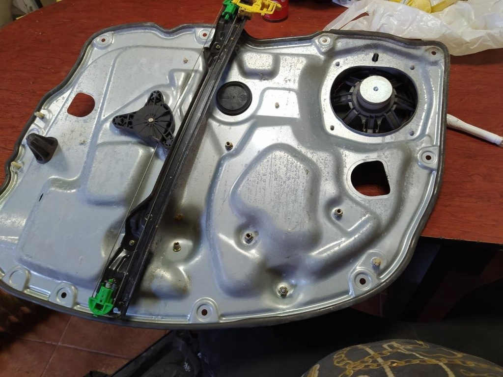 Elevalunas delantero derecho - Lancia Musa (1.4 i 16V (95 cv))