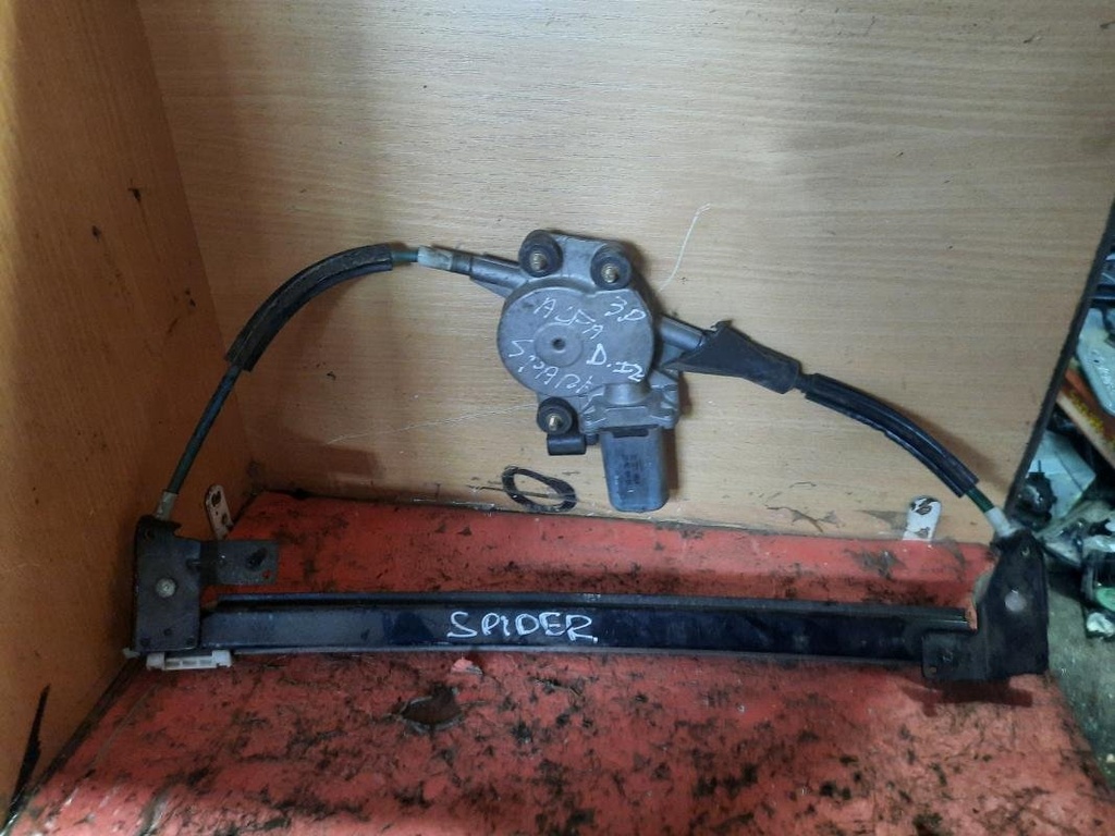 Elevalunas delantero izquierdo - Alfa Romeo Spider III (2.0 i 16V T.Spark (150 cv))