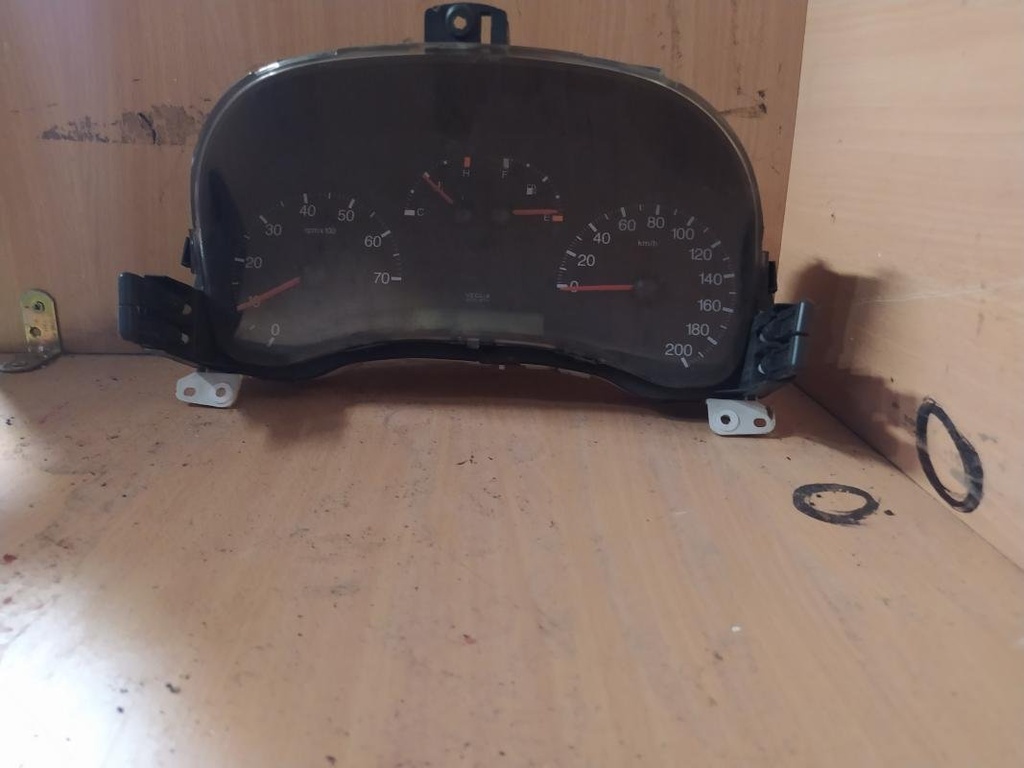 Cuenta kilometros - Fiat Punto II (188) (1.3 JTD 16V (70 cv))