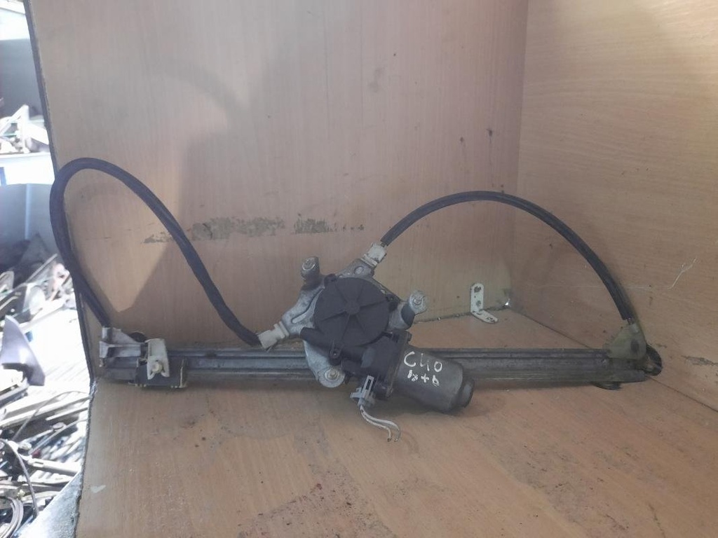 Elevalunas delantero derecho - Renault Clio II (1.2 (BB0A, CB0A) (60 cv))