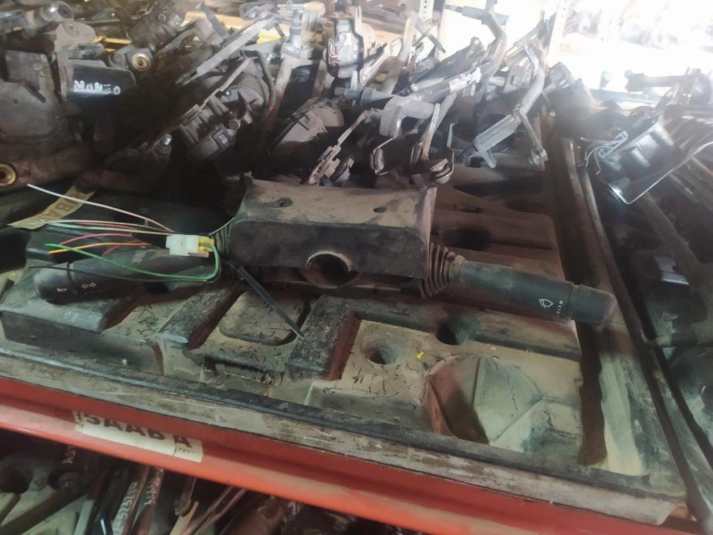 Mando intermitentes - Nissan Cabstar (F22, H40) (1.6 (F22) (84 cv))