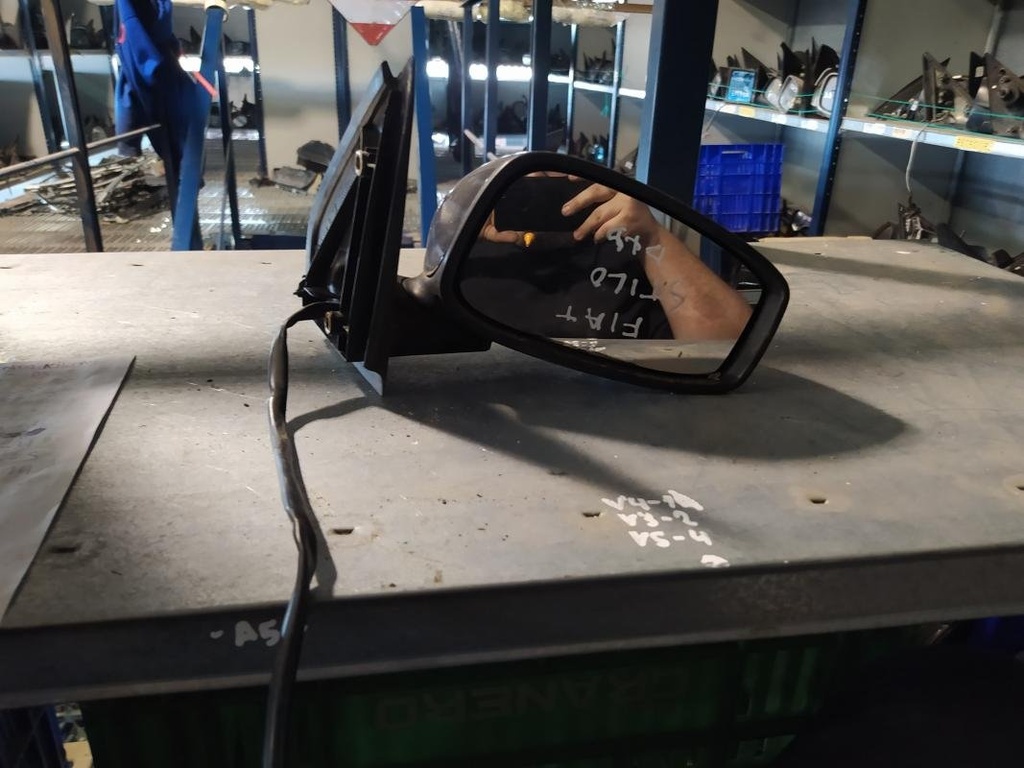 Retrovisor derecho - Fiat Stilo (192) (1.4 i 16V (3 dr) (95 cv))