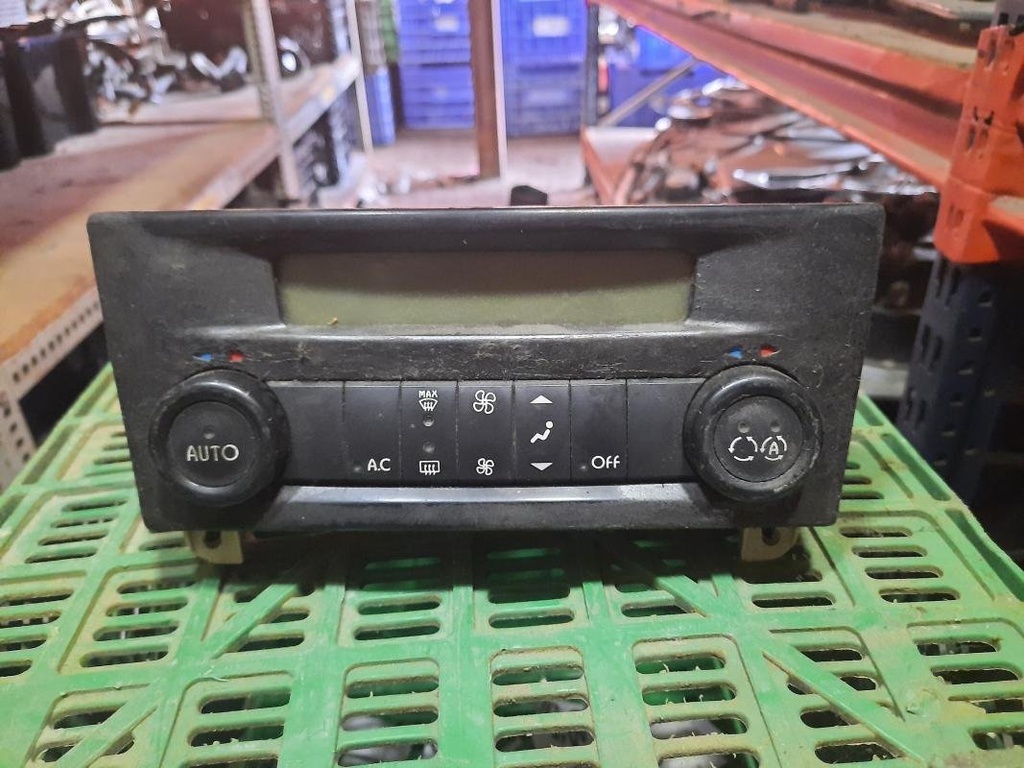 Mando calefaccion / A/A - Renault Laguna II (1.8 16V (120 cv)) (2005)
