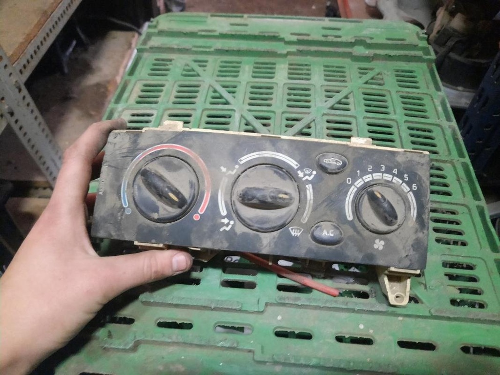 Mando calefaccion / A/A - Renault Megane I (BA) (1.6 e (90 cv))