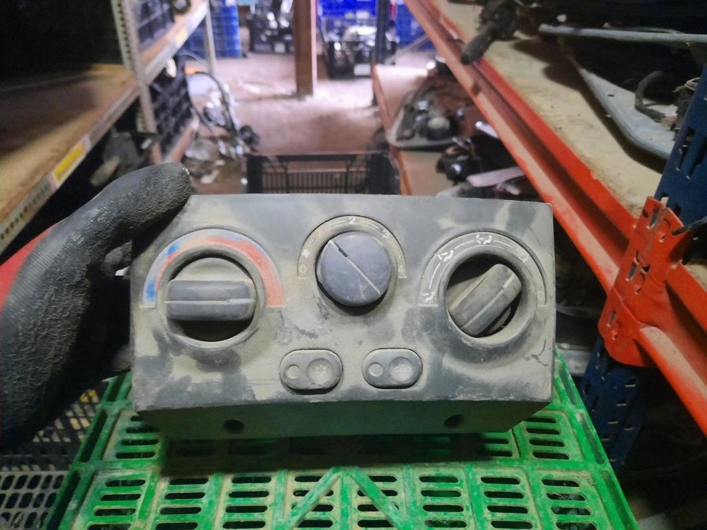 Mando calefaccion / A/A - Fiat Punto I (176) (1.4 GT Turbo (136 cv)) (1997)