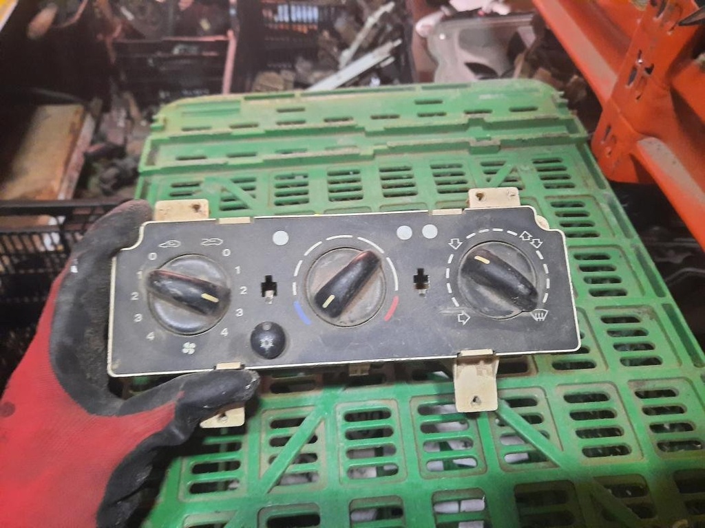 Mando calefaccion / A/A - Citroen Xsara Break (N2) (1.6 i (88 cv))