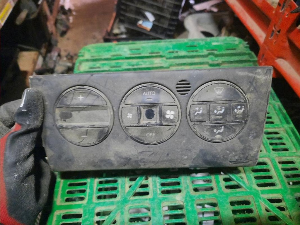 Mando calefaccion / A/A - Opel Vectra B (1.7 TD (82 cv)) (1997)
