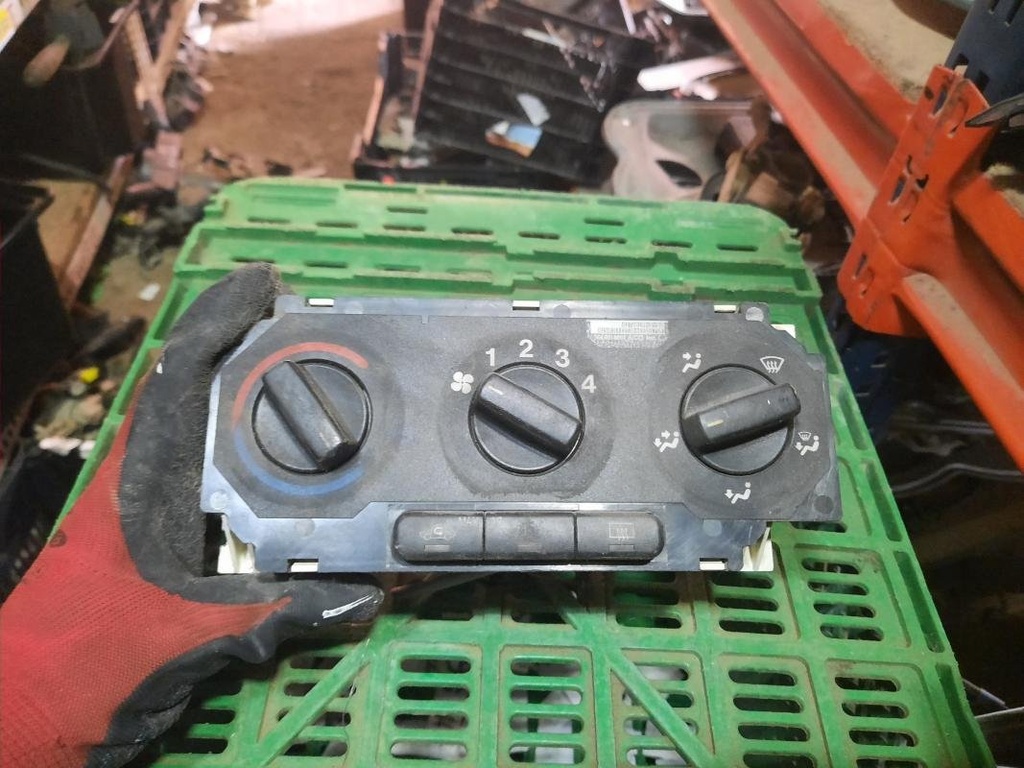 Mando calefaccion / A/A - Opel Astra G (1.6 (75 cv)) (2000)