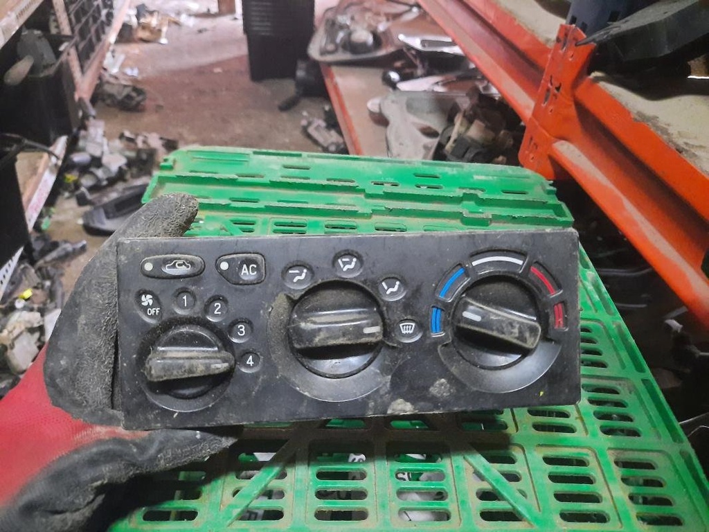 Mando calefaccion / A/A - Daewoo Nexia (KLETN) (1.5 i (75 cv))
