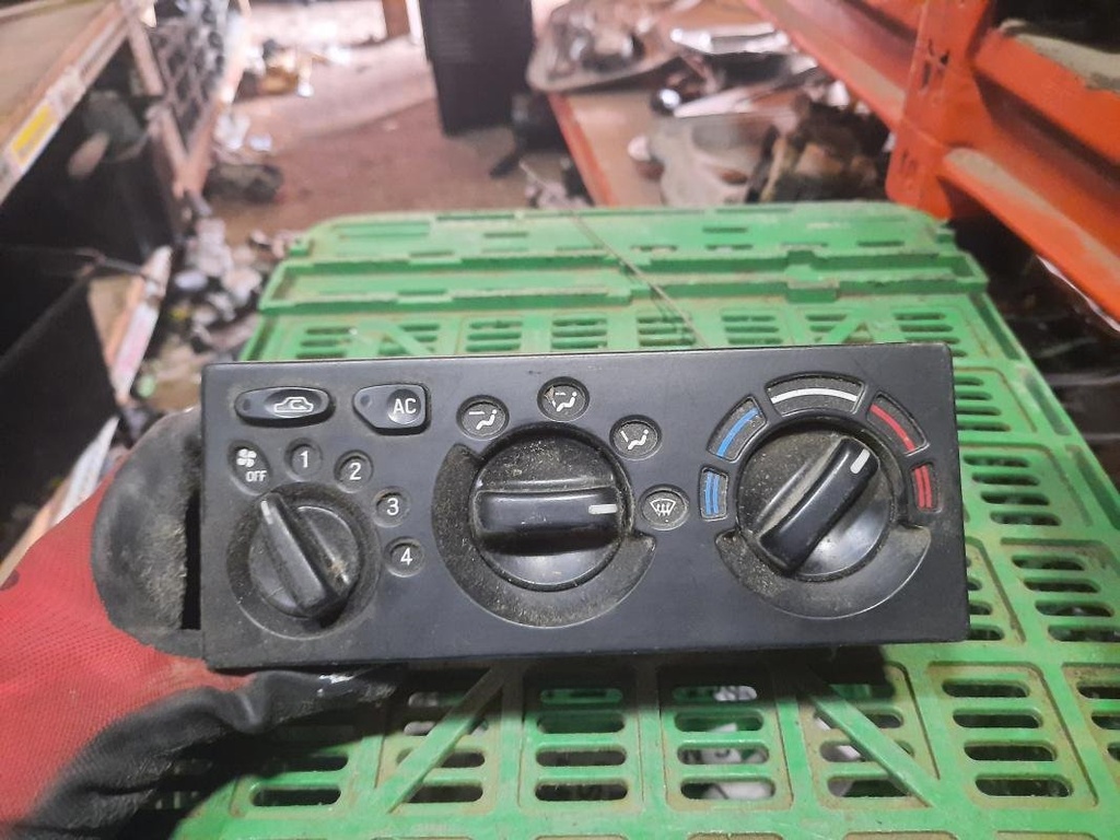 Mando calefaccion / A/A - Daewoo Nexia (KLETN) (1.5 i (75 cv))