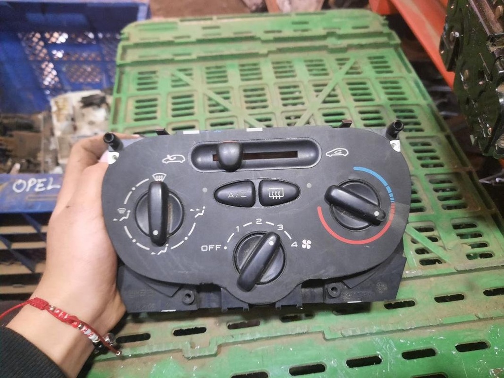 Mando calefaccion / A/A - Peugeot 206 (1.4i (75 cv))