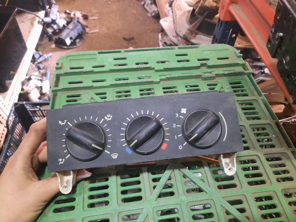 Mando calefaccion / A/A - Renault 19 I (B/C53) (1.4 (B/C53P) (60 cv))